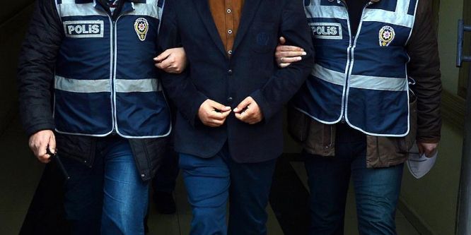 19 askere FETÖ operasyonu yapıldı